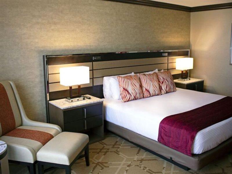 Ameristar Casino Hotel Kansas City Esterno foto