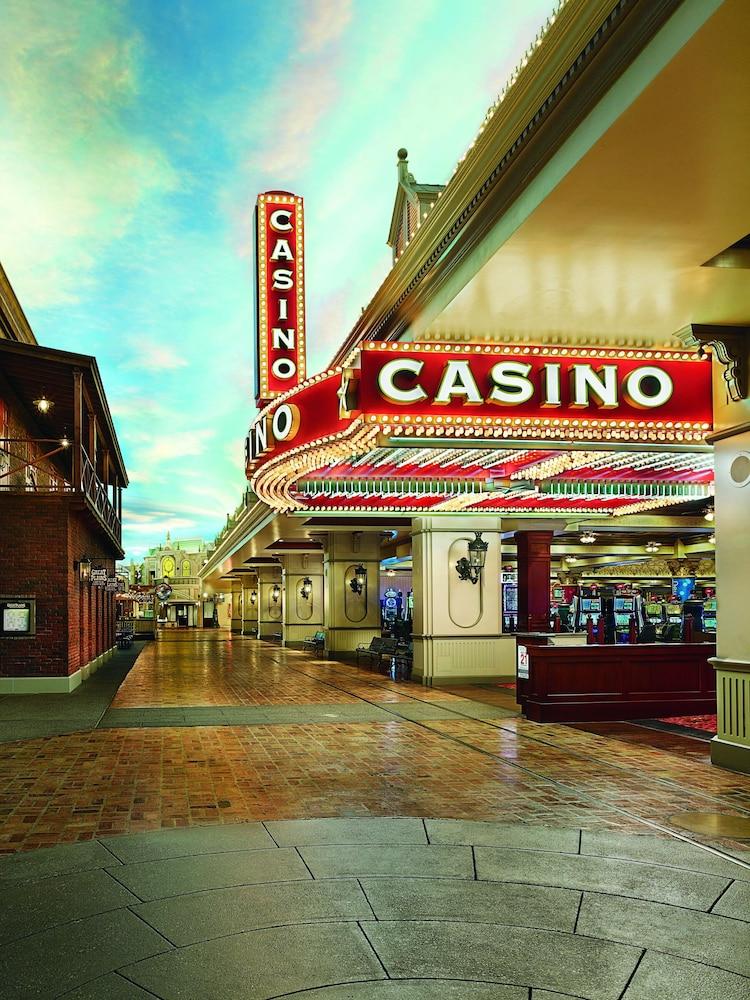 Ameristar Casino Hotel Kansas City Esterno foto