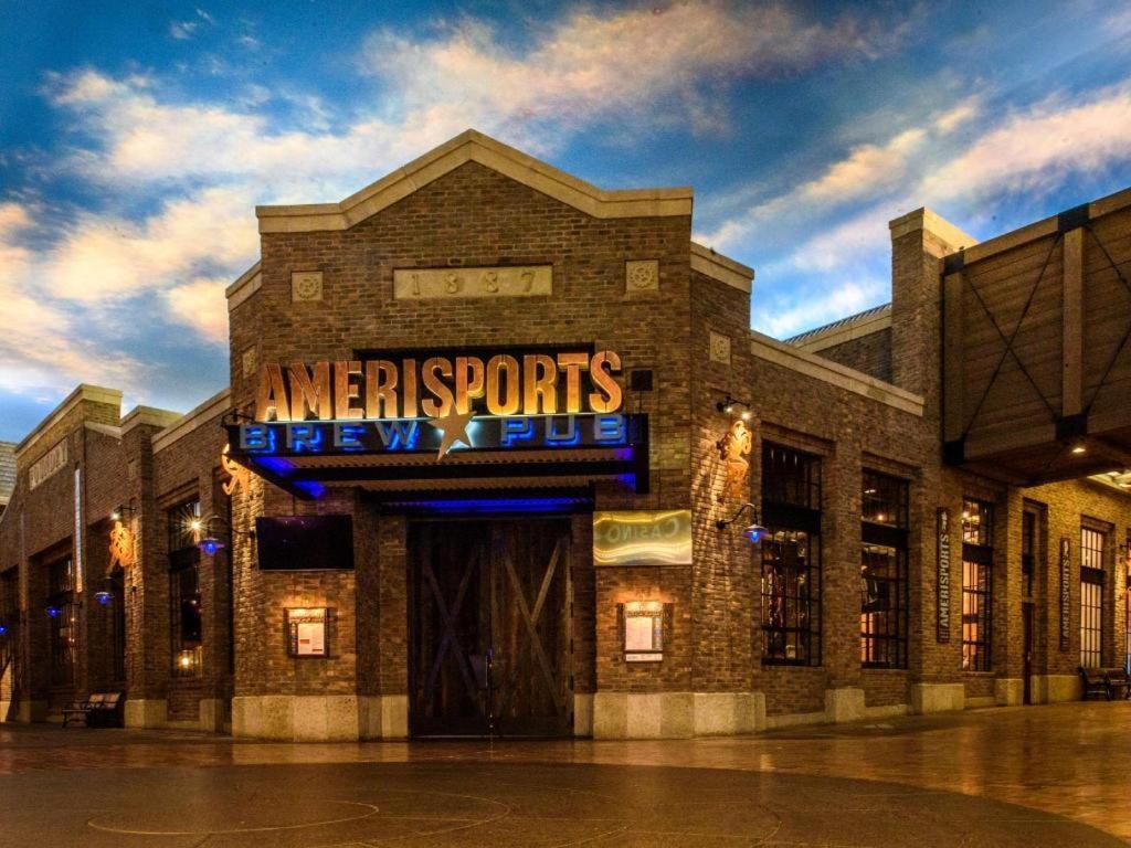 Ameristar Casino Hotel Kansas City Esterno foto